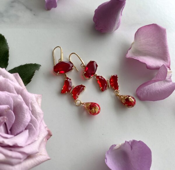 RED VELVET Beautiful Elegant Earrings